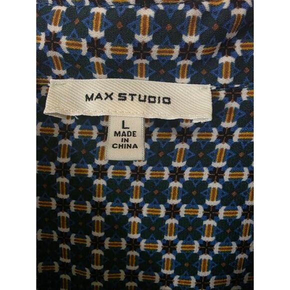 Max Studio Women’s Shirt - Size Large - Classic & Polished Top - Picture 9 of 10